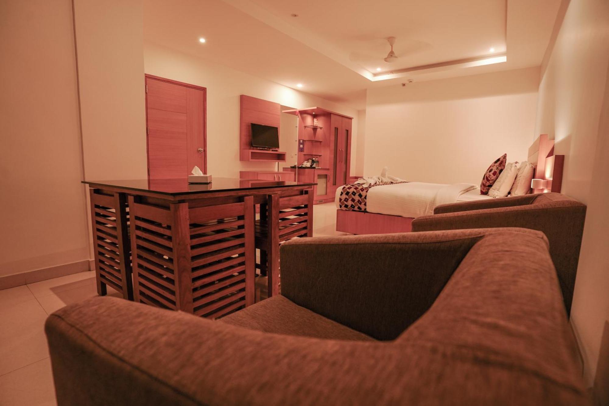 Hotel Indriya Wayanad Kalpatta Exterior foto